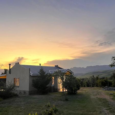 Berghouse And Cottages Langkloof ภายนอก รูปภาพ